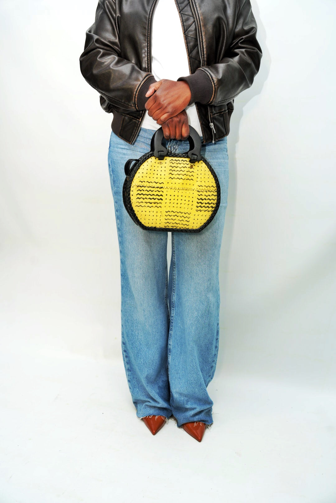 Sac bogolan jaune, cuir et anse en bois