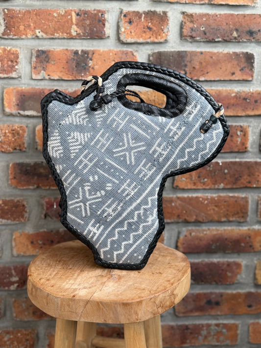 Sac carte d'Afrique Bogolan gris et cuir